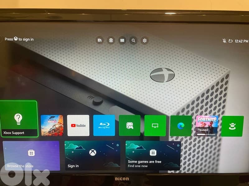 Xbox one S 1Tb like new 90$ only 2