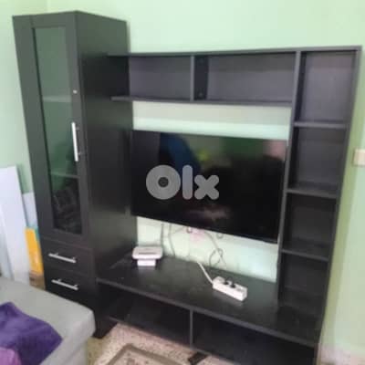 طاولة ةلفزيون