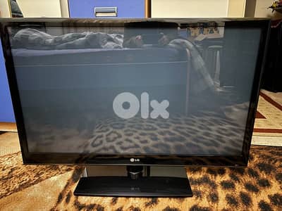LG PLASMA 42”