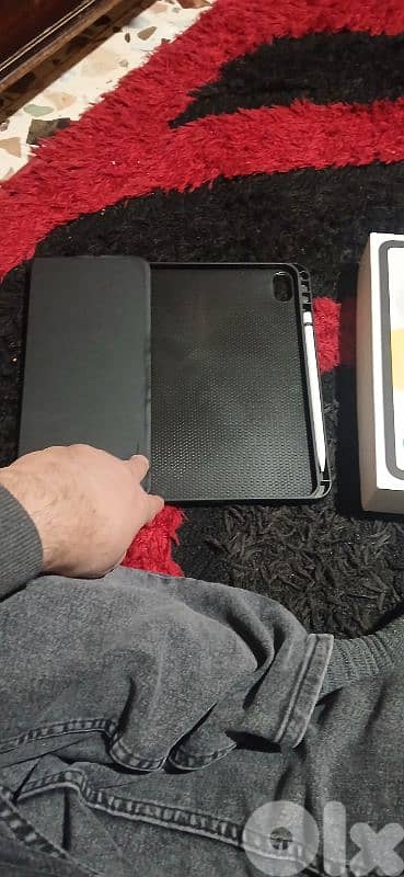 ipad 10th generation 64gb with pen and caver 5