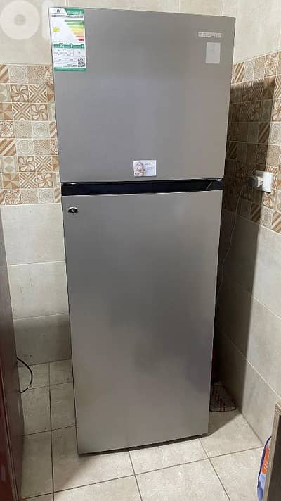 براد Geepas invertor used like new