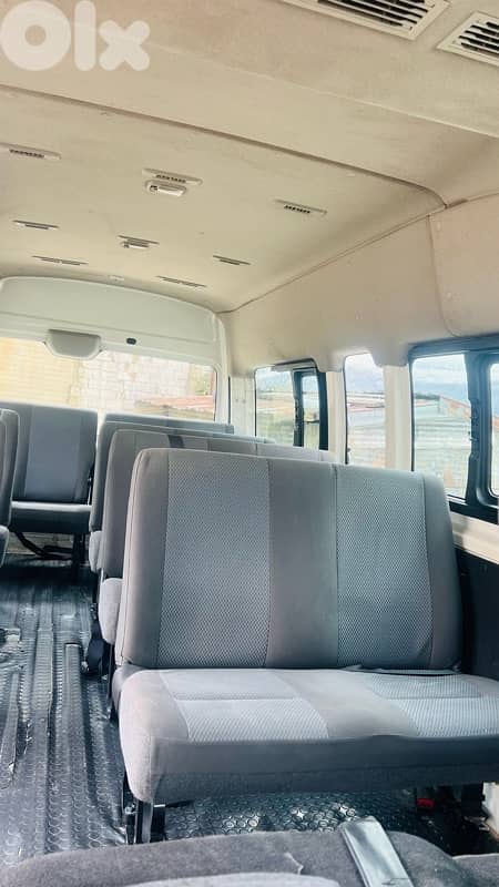 van nissan and van toyota 3