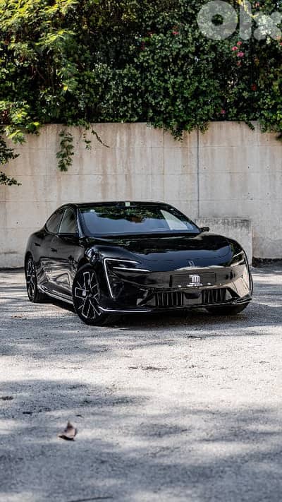 AVATR  06  DUAL MOTOR (AWD)  2025, BARELY USED 2,300km