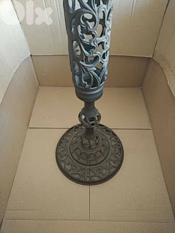 Vintage French style brass filigree base 1