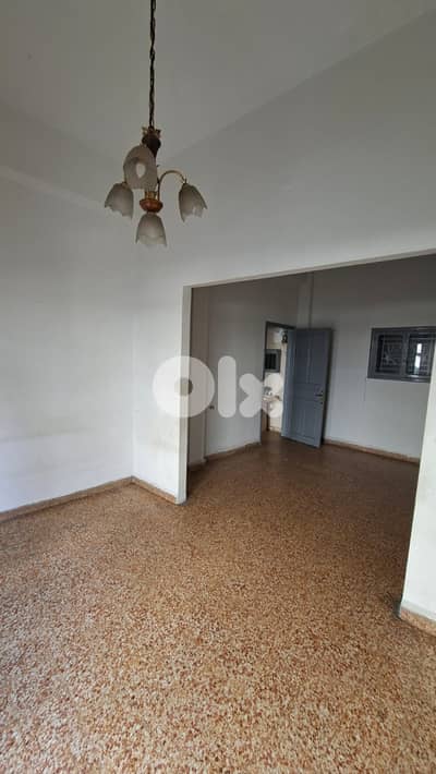 BEDROOM /APARTMENT FOR RENT IN BOURJ HAMMOUD PRIME,(BHR-102)