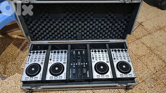 DJ-TECK 4 TRACKS WITH MIXER