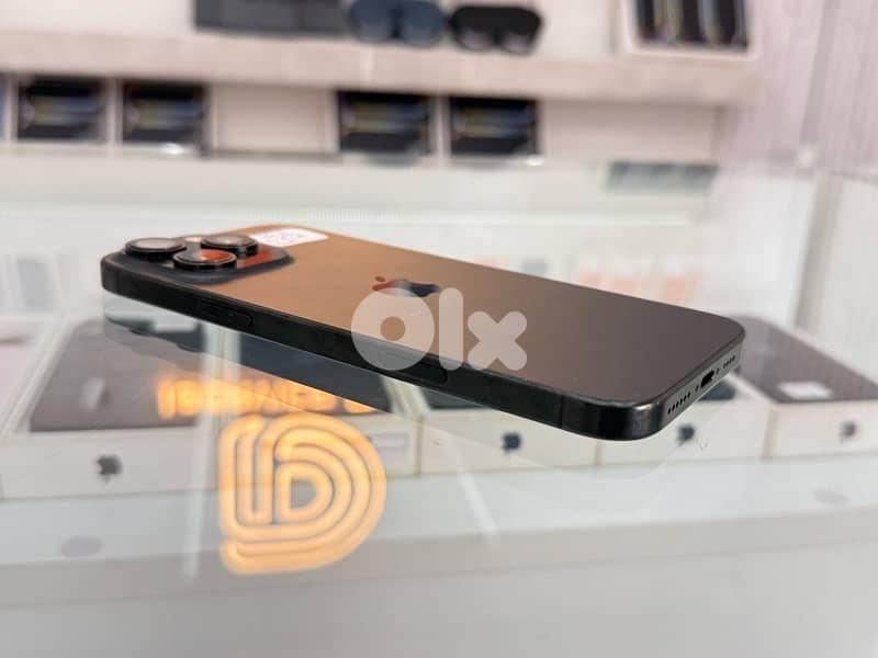 Available iPhone 16 Pro Max 512Gb  Clean Condition Black On Screen 3