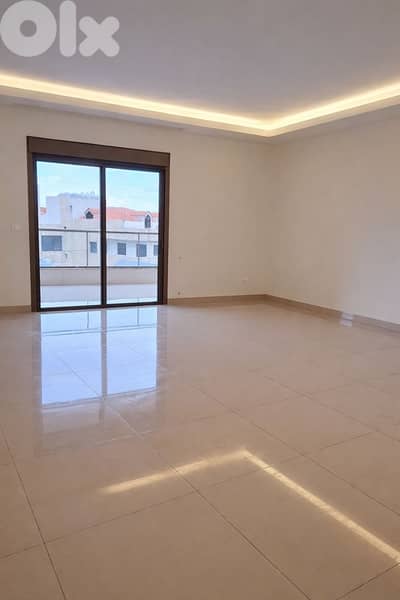 Apartment for Rent in Mazraat Yachouh
