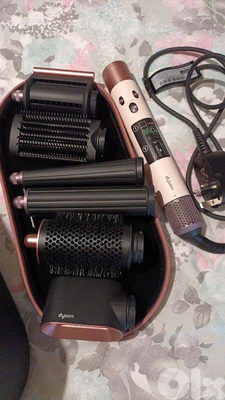 Dyson Airwrap i. d. HS08 2