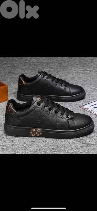 Fashion Sneakers – Luxury Style – Brand New – Black & White