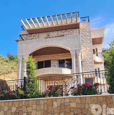 Magnificent Triplex Villa for Sale in Kobbeih  فيلا للبيع في قبيع