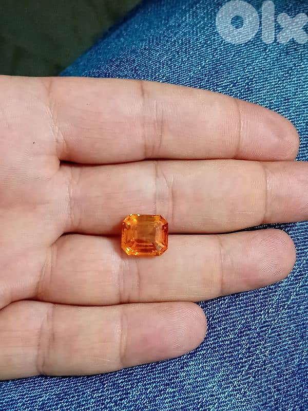 certified vivid orange yellow sapphire 10.86ct 1