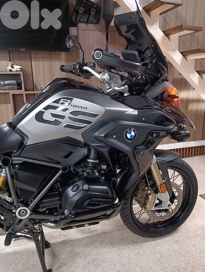 Bmw R1200 GS 2018 TFT Quick shifter keyless 11700klm company source