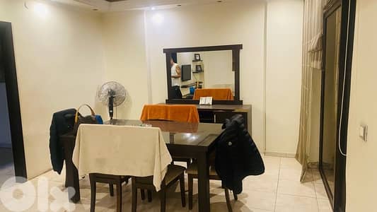 طاولة سفرة  كاملة