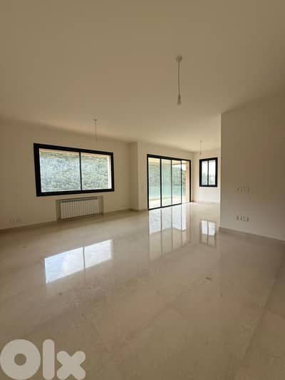 Apartment For Sale in Biyada - شقة للبيع في بياضة