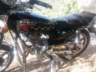 موتو مستعمل للبيع ١٤٠$