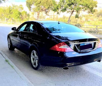 Mercedes-Benz 500 CLS mod  2006 super clean car as new