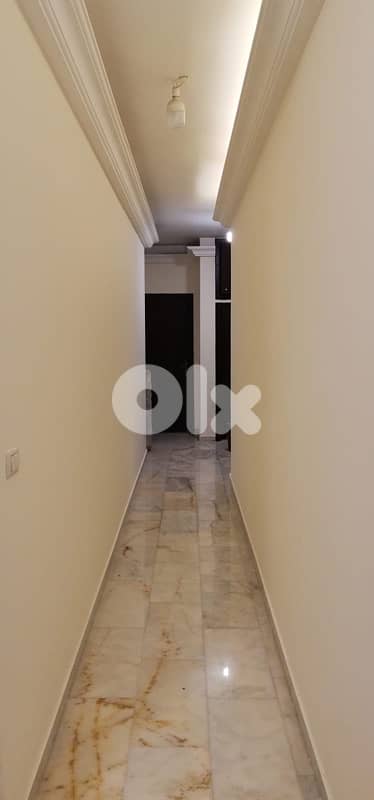 شقة للبيع في عرمون مع العفش والطاقه الشمسيه