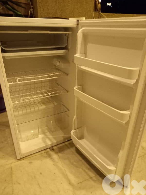 Refrigerator and Freezer 3