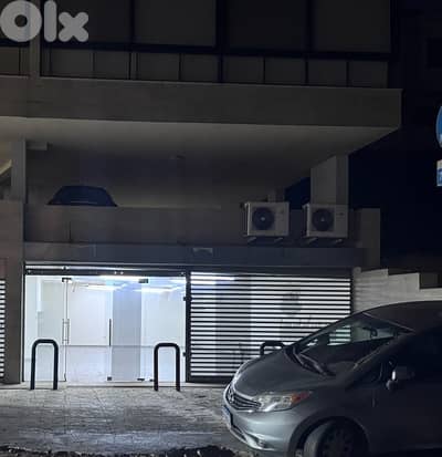 محل واجهتين في المنصورية للايجار shop showroom in mansouriyeh for rent