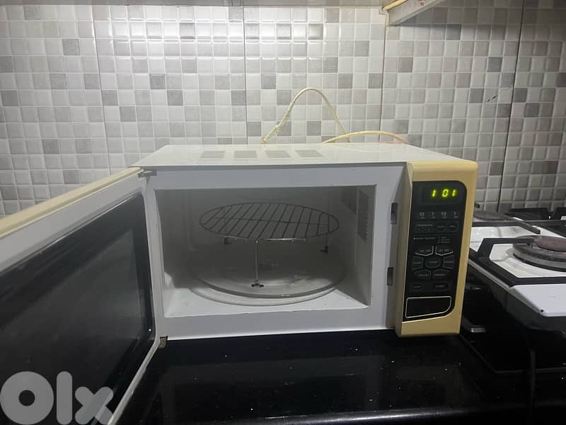 ktir ndaf foren w ghaz w microwaves w hot 7