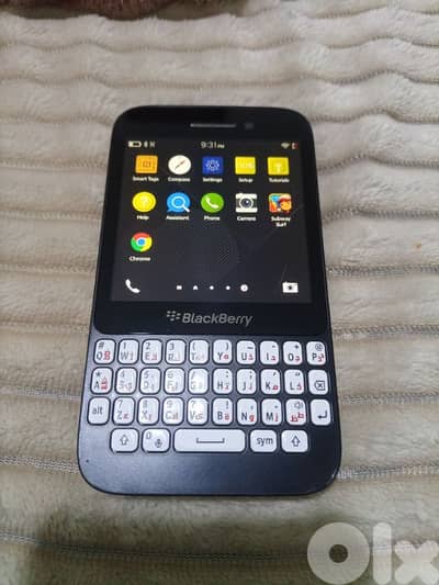 Blackberry Q5