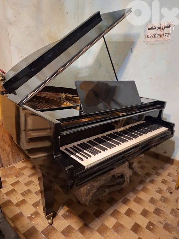 piano baby grand glossy black coloured tuning warranty 5