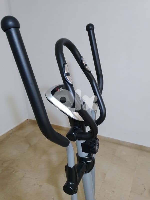 For sale, Magnetic two-in-one elliptical & exercise trainer machine 2