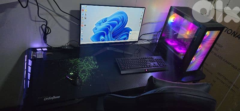 pc - i7 - 1TB nvme - 48GB RAM. (as new) 2