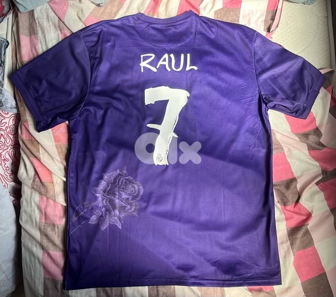 Real Madrid raul 7 limited edition kit 2