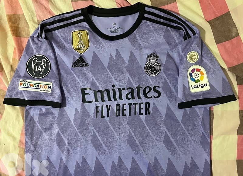 Real Madrid benzema kit full badges 1