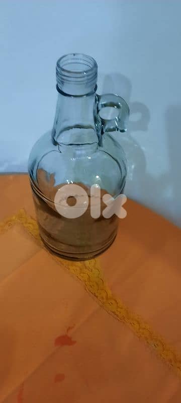 Glass galons. sizes:small 24cm,medium 27cm,L 31cm,XL 33cm غالون زجاج 5