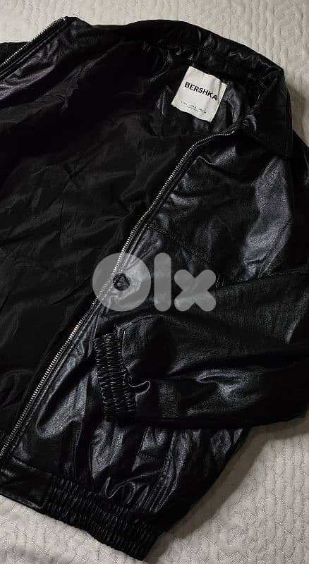 BRAND NEW BERSHKA BOMBER JACKET (Size M) - 5