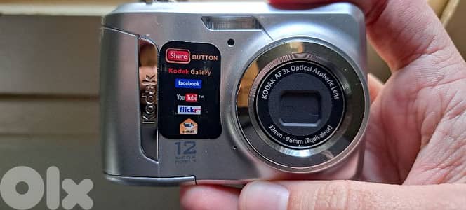 C143 Kodak Digital Camera