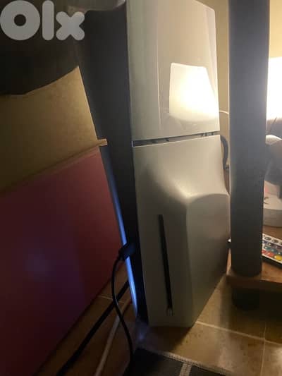 Playstation 5 Slim like-new with controller