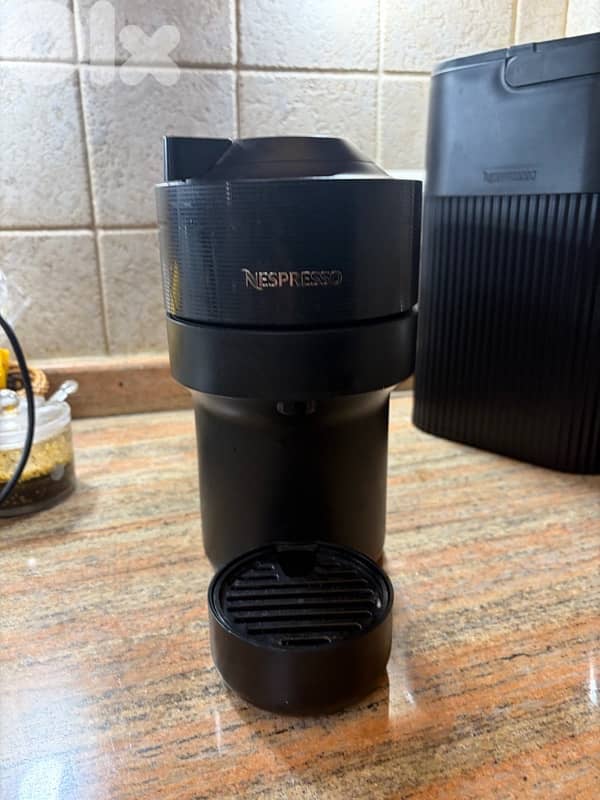 Nespresso Vertuo Pop Black 3