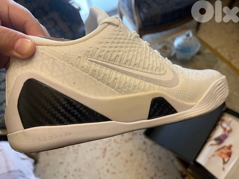 kobe nike shoes white copy AAAA+ barely used size 43 2