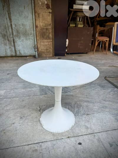Mid-century tulip coffe table 70's fibre glass