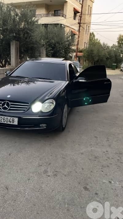 Mercedes-Benz CLK-Class 2004