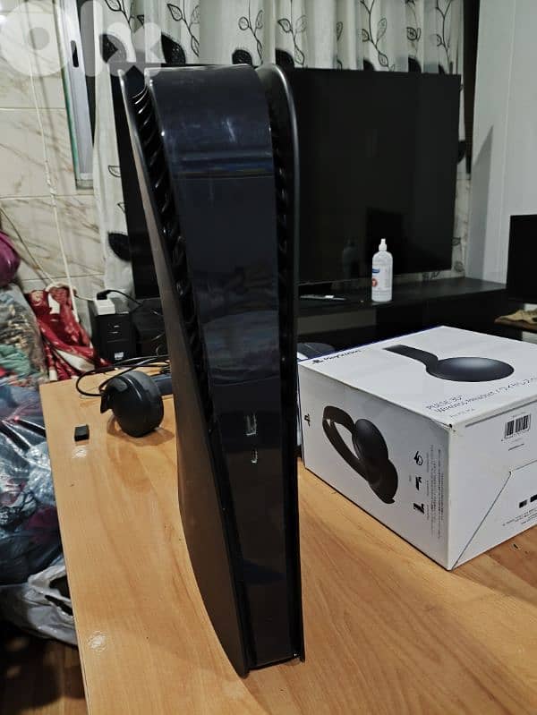 ps5 fat digital edition used with accessories please read description 2