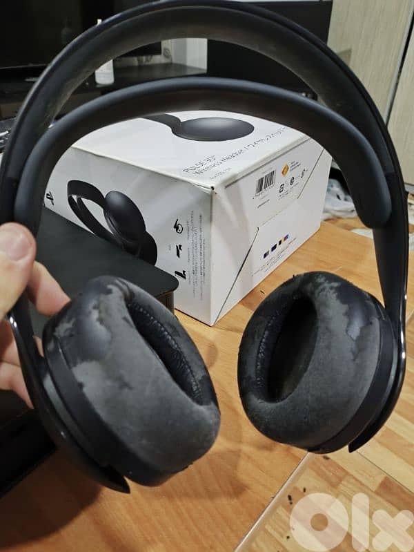 ps5 fat digital edition used with accessories please read description 4