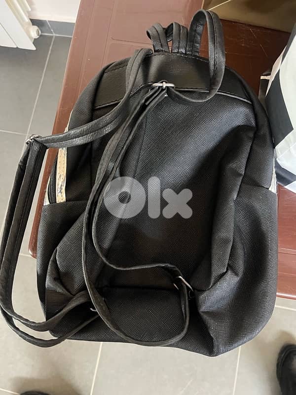 Bags:backpack/lunchboxe 1