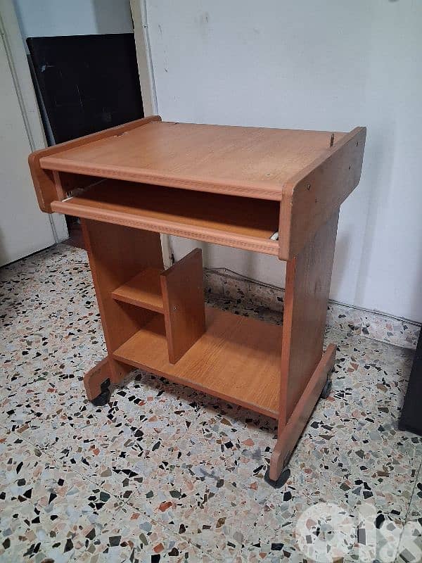 studying or computer desk 3