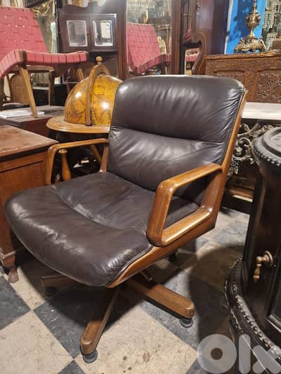 كرسي مكتب إنجليزية جلد طبيعي تصميم مميز انتيك office chair