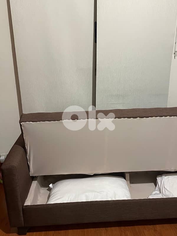 Brand New Sofa Bed – 200 cm x 68 cm 6