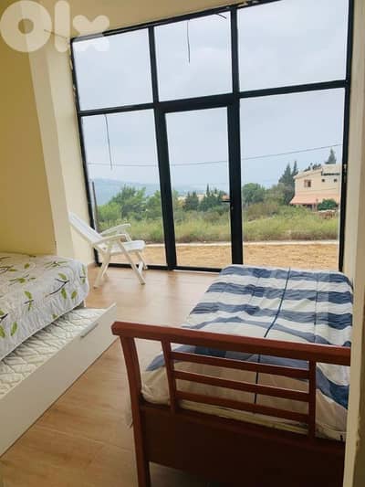 غرفة في شقة للاناث فقط