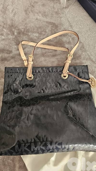 Micheal kors tote