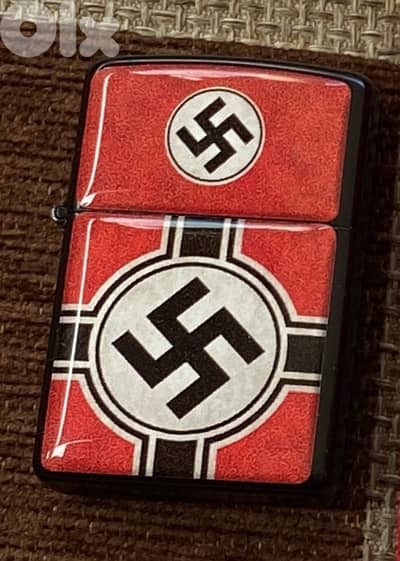 قداحة فتيل نازي جديدة عليها شعارات نازية