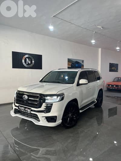 Toyota Land Cruiser V8  2011 Look 2022