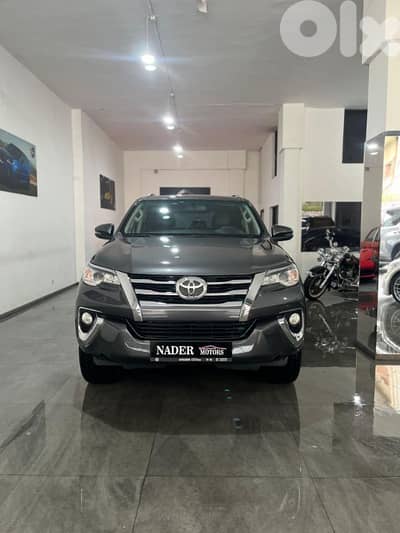 Toyota Fortuner 2018 V4 2.7 L BUMC